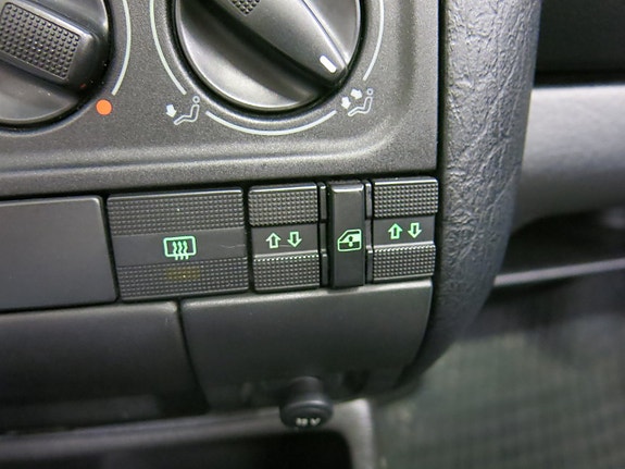 Volkswagen Golf I 18 of 29