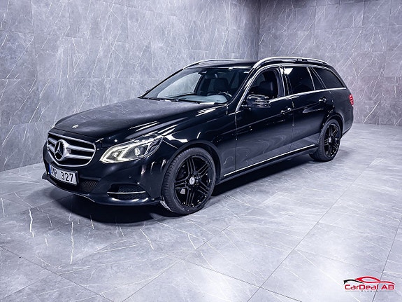 Mercedes-Benz E220 3 of 28