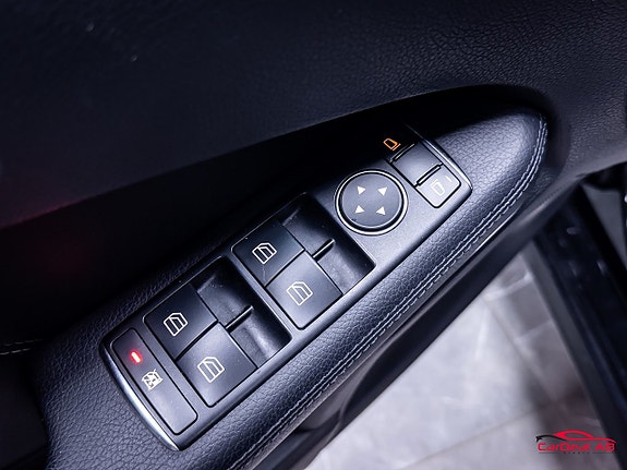 Mercedes-Benz E220 20 of 28