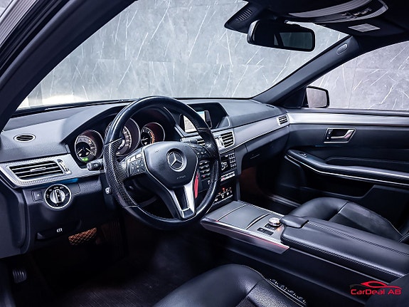 Mercedes-Benz E220 11 of 28