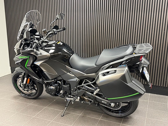 Kawasaki Versys 1100 Tourer 6 of 6