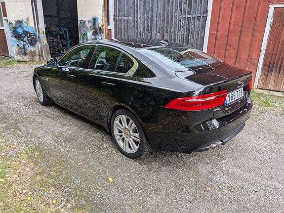 Jaguar XE 7 of 7