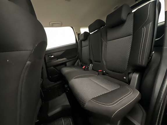 Mitsubishi Outlander 22 of 30