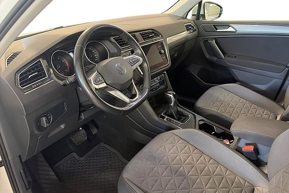 Volkswagen Tiguan 11 of 14