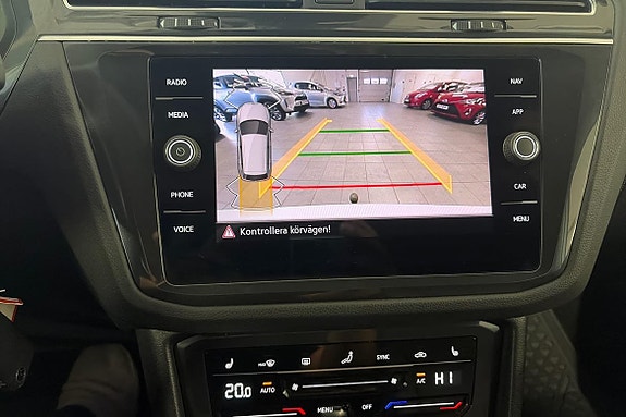Volkswagen Tiguan 12 of 14