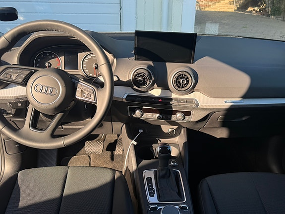 Audi Q2 4 of 30