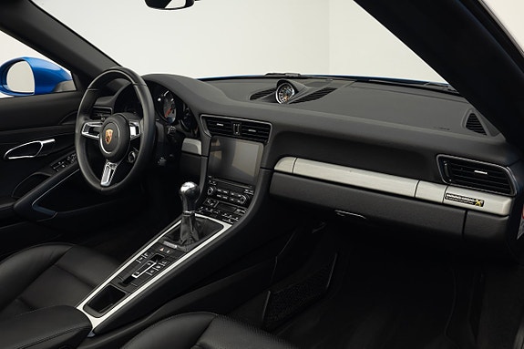 Porsche 911 26 of 30