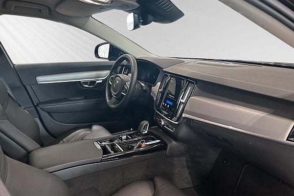 Volvo V90 10 of 22