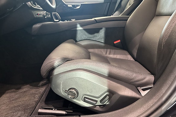 Volvo V90 17 of 22
