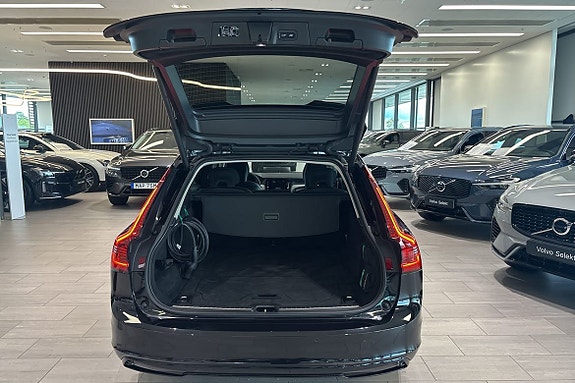 Volvo V90 15 of 22