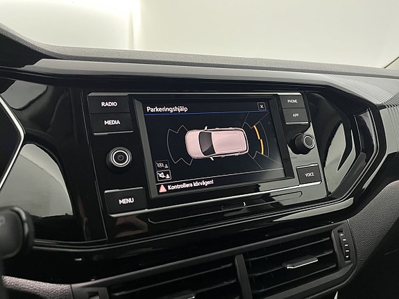Volkswagen T-Cross 13 of 25