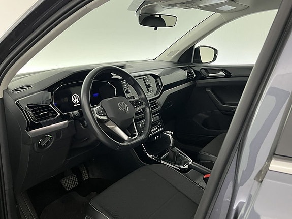 Volkswagen T-Cross 16 of 25