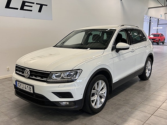 Volkswagen Tiguan 2 of 22