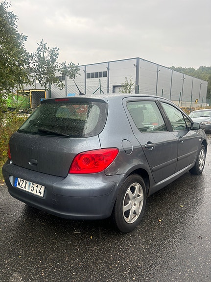 Peugeot 307 4 of 6
