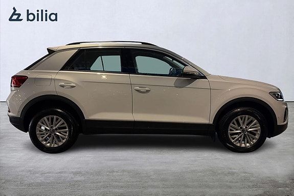 Volkswagen T-Roc 5 of 21