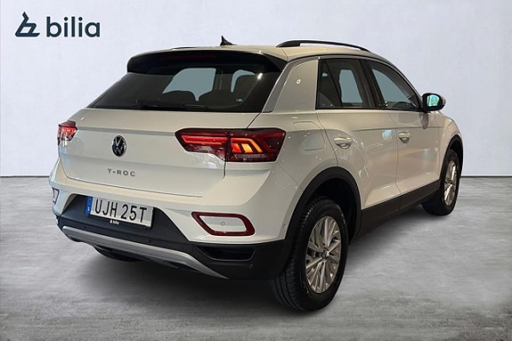 Volkswagen T-Roc 9 of 21