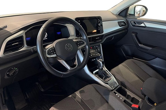 Volkswagen T-Roc 10 of 21