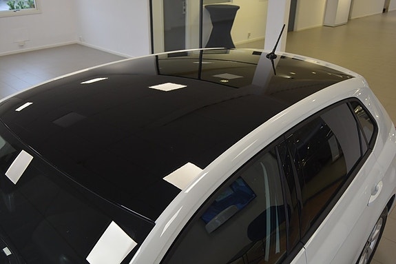 Volkswagen Polo 8 of 14