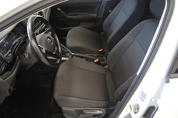 Volkswagen Polo 10 of 14