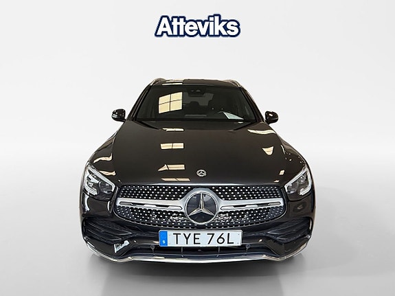 Mercedes-Benz GLC300 de 8 of 15