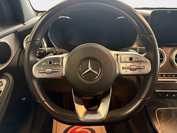 Mercedes-Benz GLC300 de 12 of 15