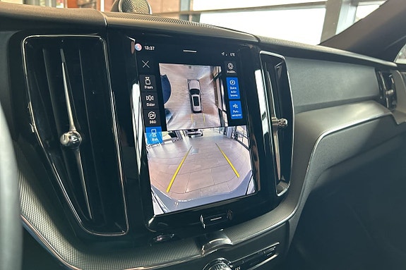 Volvo XC60 19 of 27
