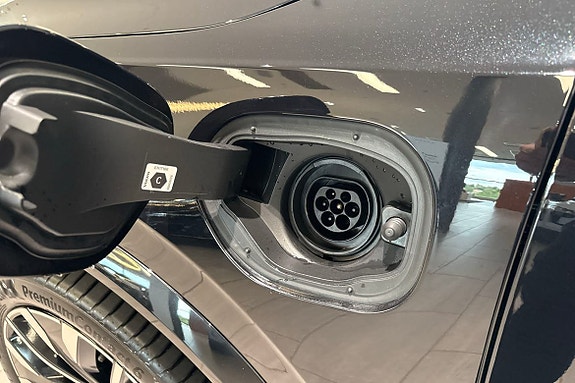 Volvo XC90 18 of 30