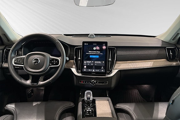 Volvo XC90 9 of 30