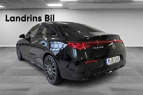 Mercedes-Benz CLA350 6 of 24