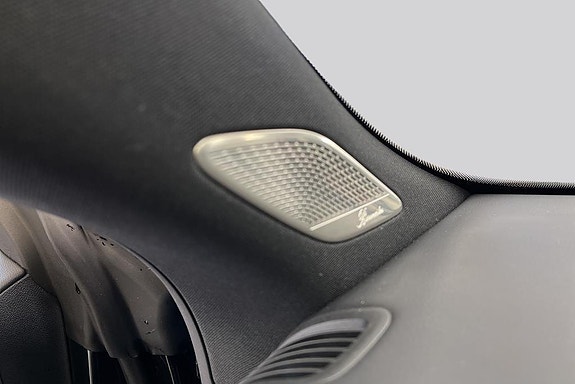 Mercedes-Benz CLA350 18 of 24