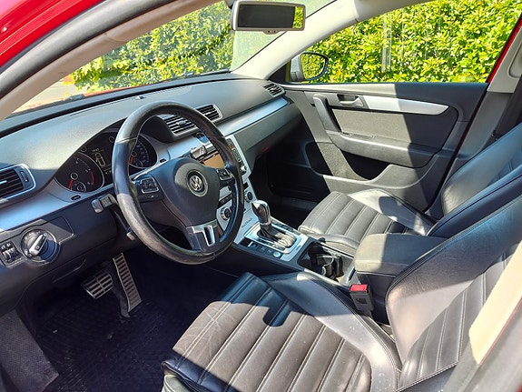 Volkswagen Passat Alltrack 5 of 6