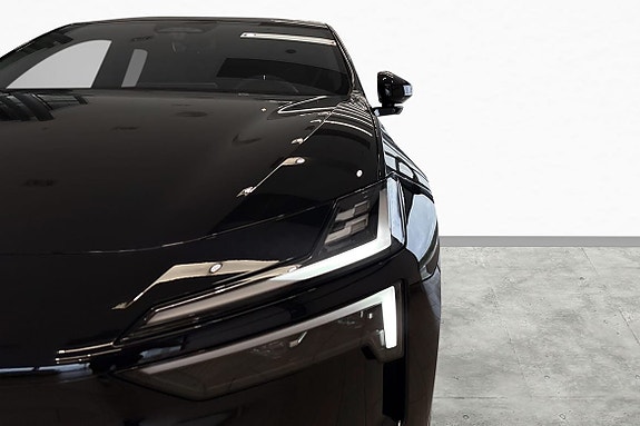 Polestar 4 15 of 27