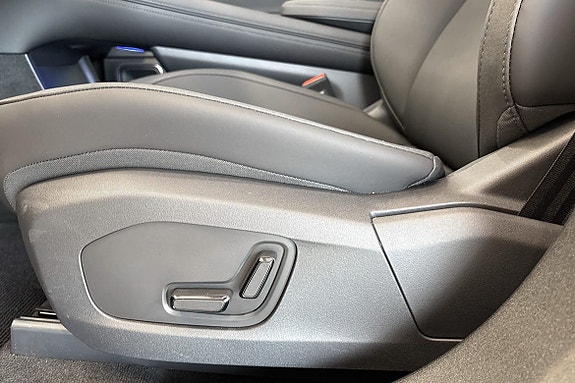 Polestar 4 17 of 27