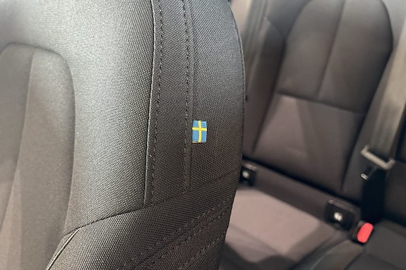 Volvo XC40 17 of 26