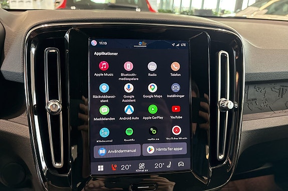 Volvo XC40 21 of 26