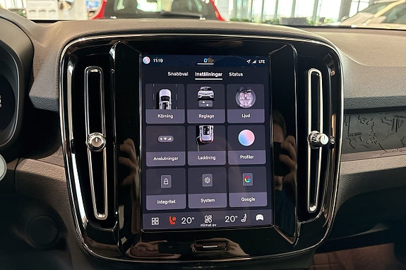 Volvo XC40 23 of 26