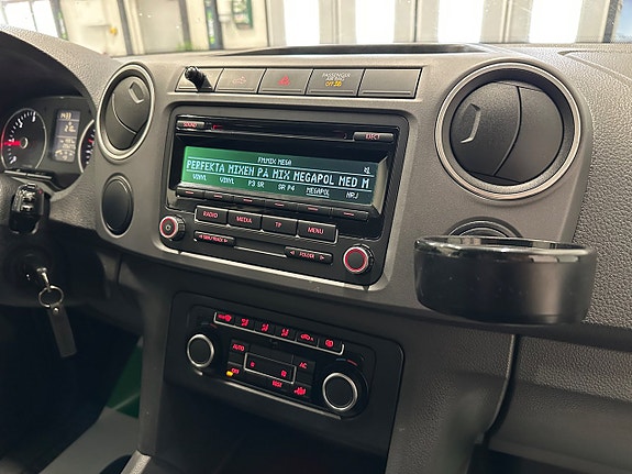 Volkswagen Amarok 17 of 26