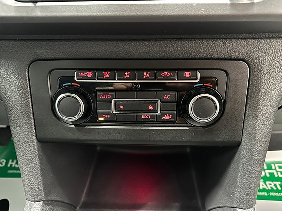 Volkswagen Amarok 19 of 26