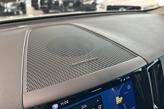 Volvo XC60 21 of 26