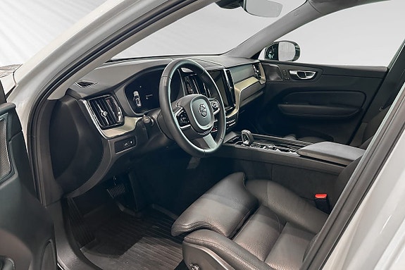 Volvo XC60 7 of 26