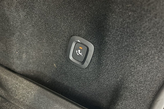 Volvo XC60 15 of 26