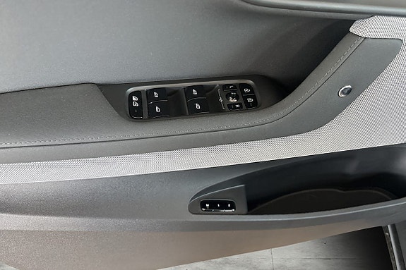 Polestar 2 22 of 30