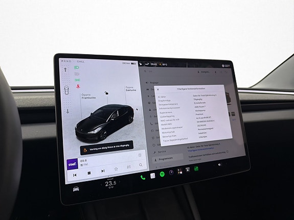 Tesla Model 3 23 of 30