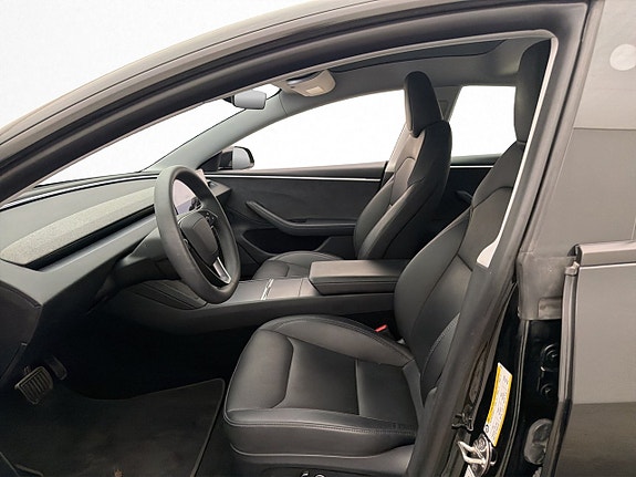 Tesla Model 3 12 of 30