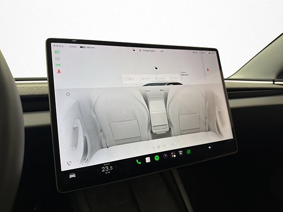 Tesla Model 3 26 of 30