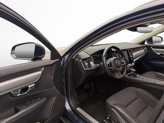 Volvo V90 10 of 30