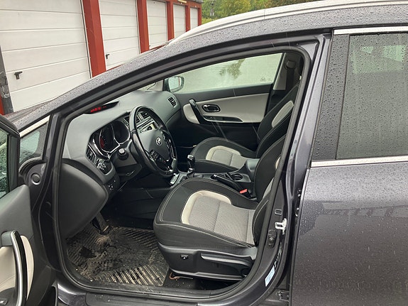 Kia Ceed 7 of 8