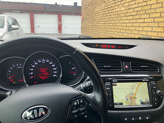 Kia Ceed 6 of 8