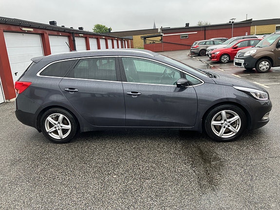Kia Ceed 5 of 8