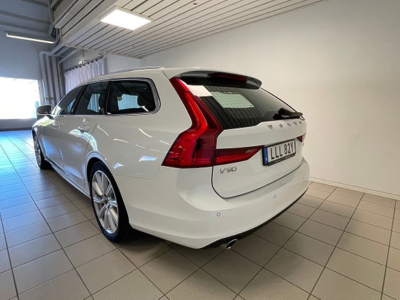 Volvo V90 4 of 7